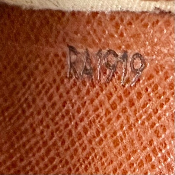 Authentic Louis Vuitton Brown Monogram Leather Pocket Organizer Card Holder - Picture 11 of 13